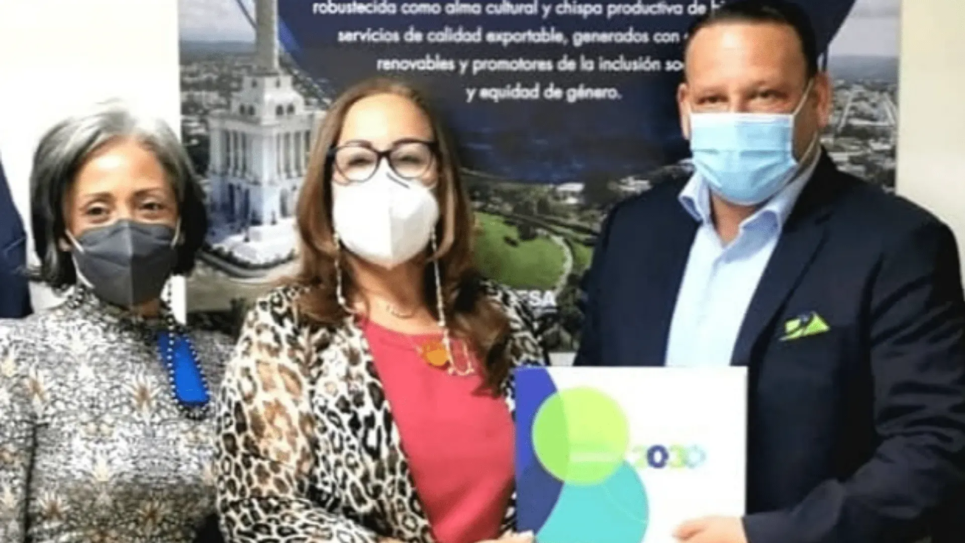 CDES y Gobernación aperturan campaña “Visión Santiago 2030”
