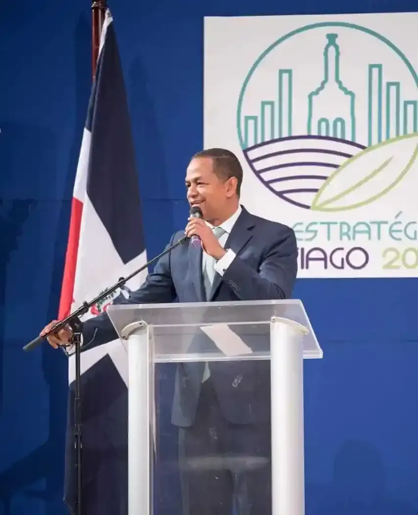 Senador Valentín sintetiza pilares Agenda Tercera Década
